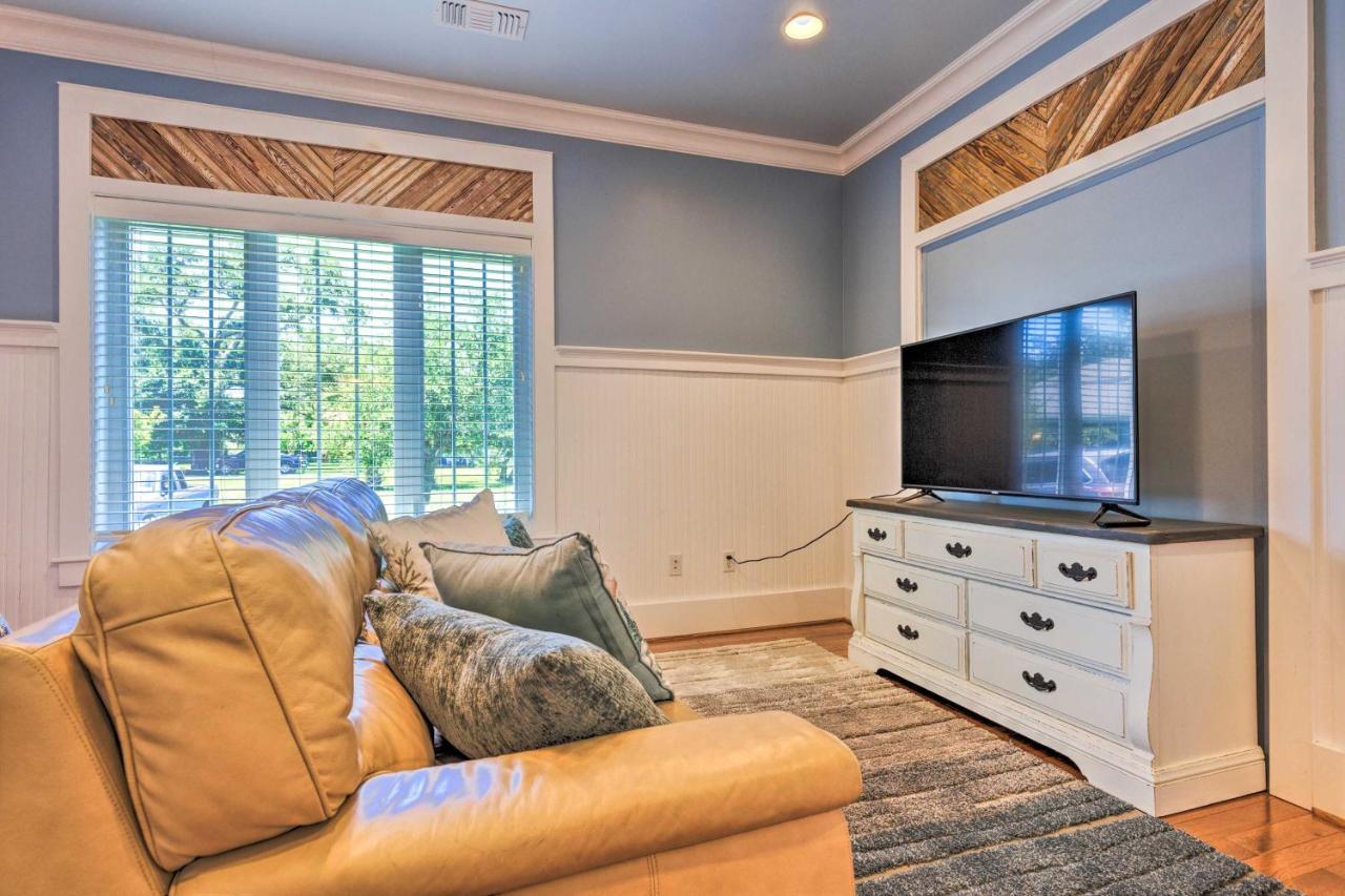 Cottage With Porch - 3 Min Walk To Bay St Louis Bay St. Louis Bagian luar foto